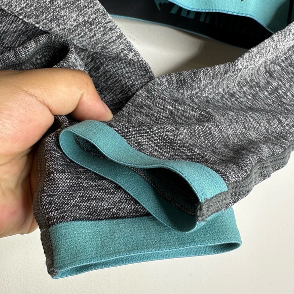 Gymshark Women’s Flex Sports Long Sleeve Crop Top Size XS - Picture 5 of 7